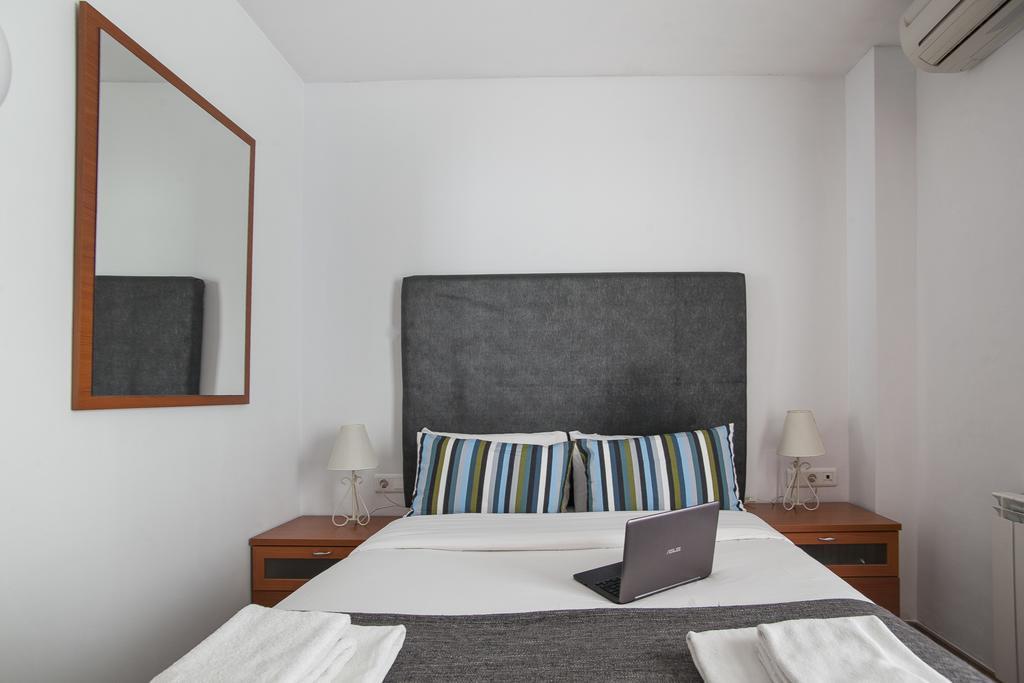 Tendency Apartments Fira L'Hospitalet de Llobregat Esterno foto